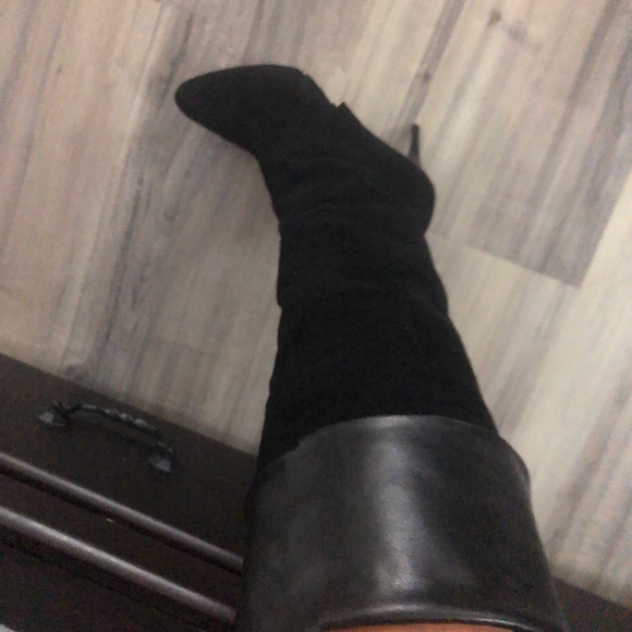 Boots - Picture 8 of 11